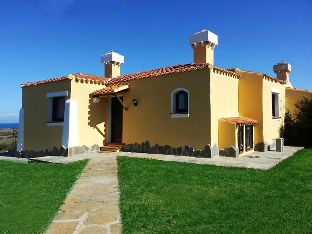 Villa Aura