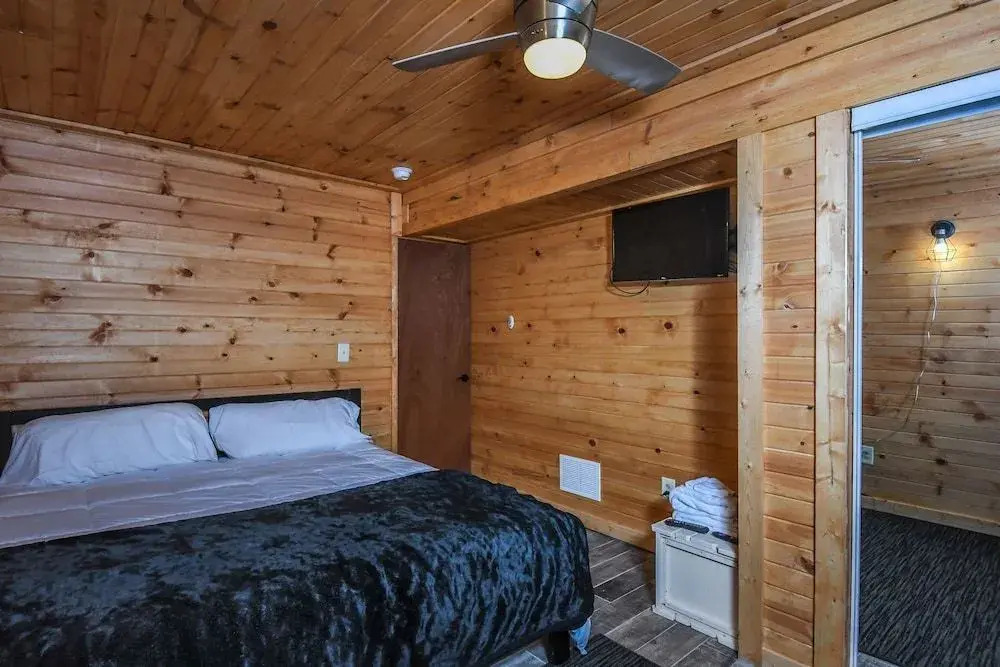 LakeStar Chalet