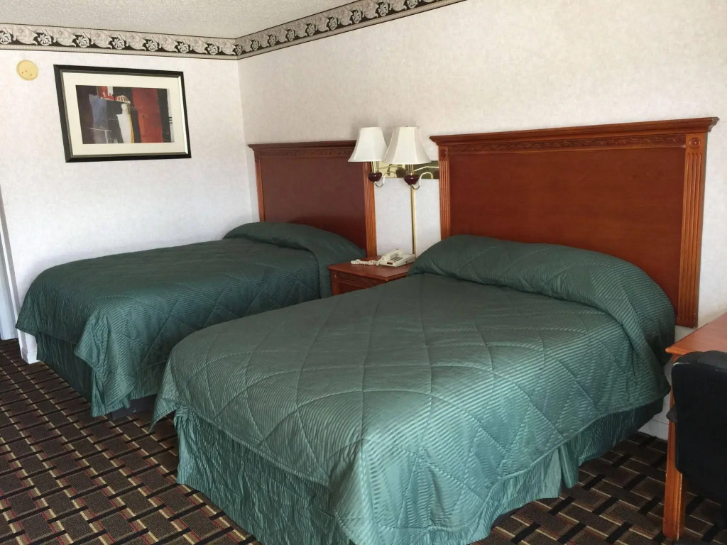 Heritage Inn