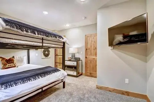 Main Street Retreat Apartment
