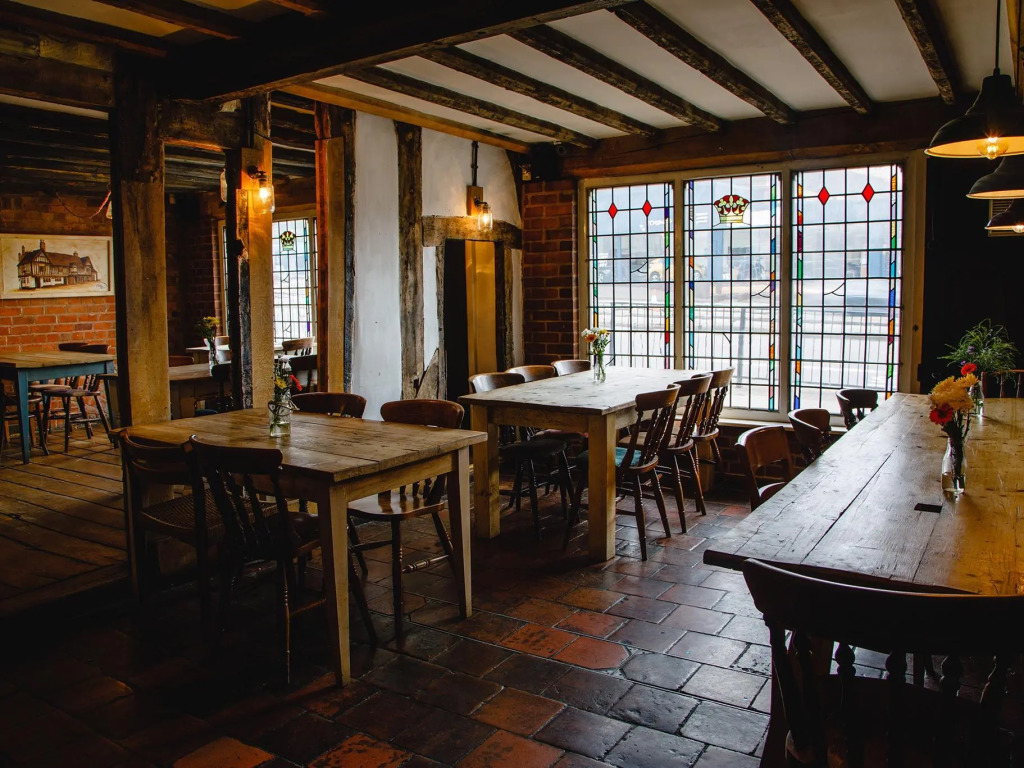 Old Crown Hotel