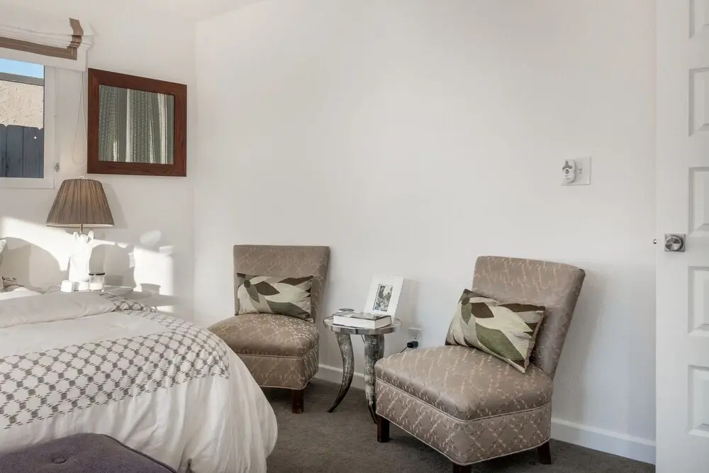 PS Modern Pool Jewel Three Bedroom House