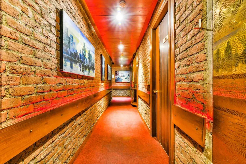 The Townhouse By FabHotel