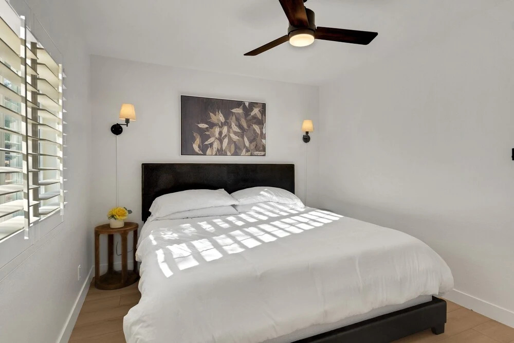 Fabulous Oasis On 59th 4 Bedroom Home by Redawning
