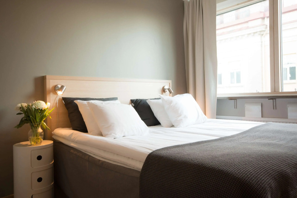 Hotell Aston