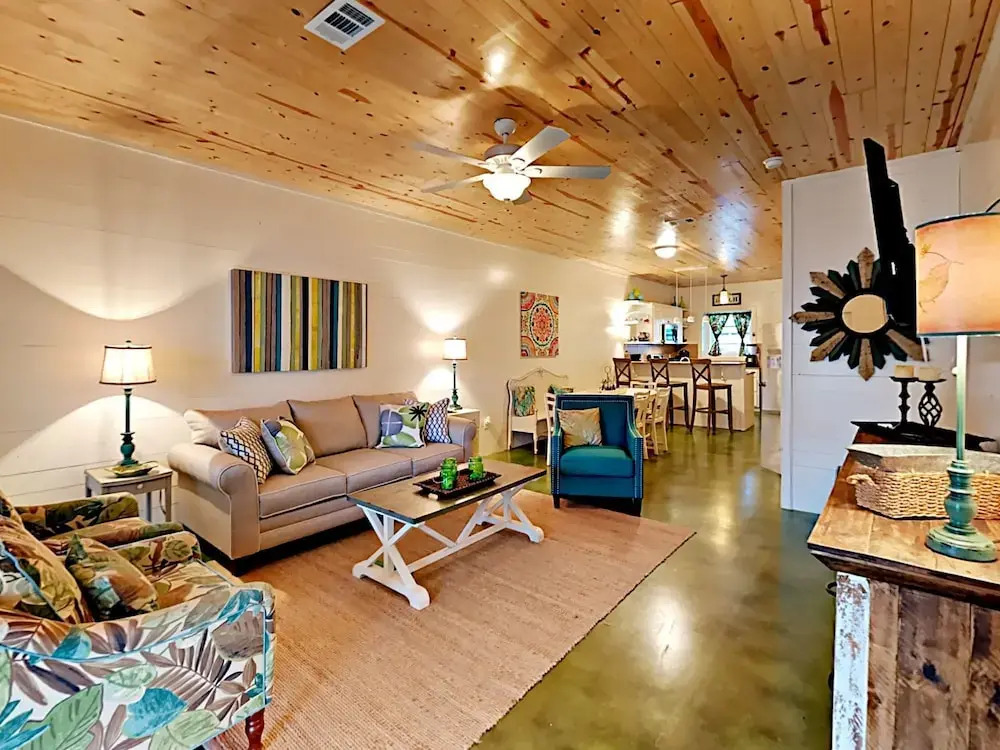 The Commons #702 - Three Bedroom Townhome