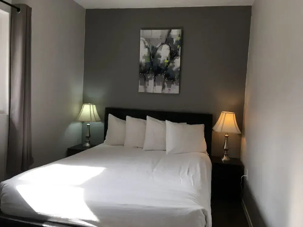 Maple Leaf Motel & RV Park Resort