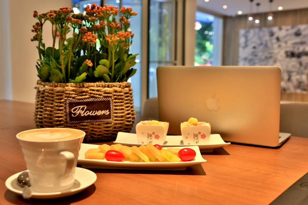 Hanting HotelHangzhou Wulinmen Hushu South Road