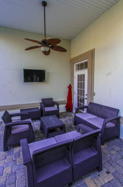 High Tide 7 Bedroom Apartment by BnD