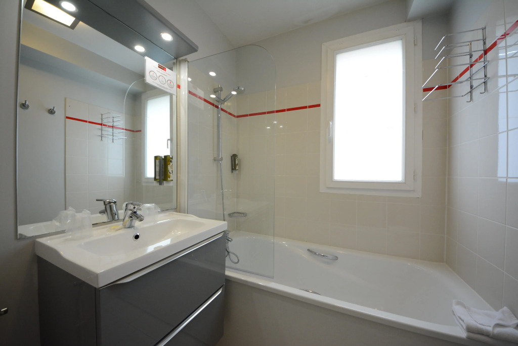 Hotel Cerise Chatou