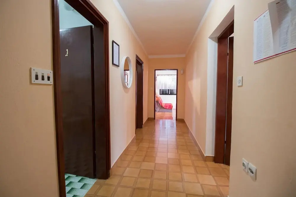 Apartment and Room Marica