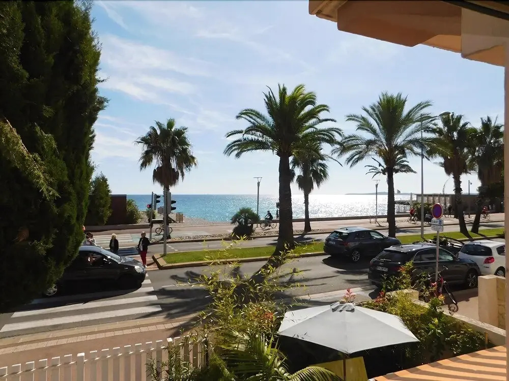 T2 front de mer climatisation