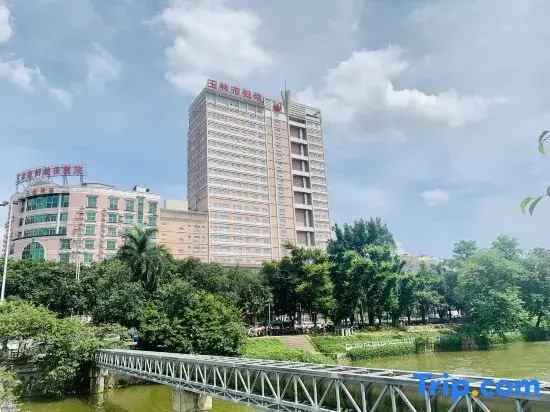 Jingtong Business Hotel Yulin Chengxi