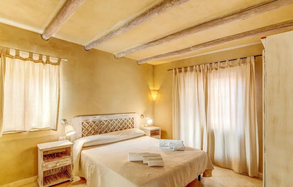 Stunning apartment in Golfo Aranci w/ 1 Bedrooms