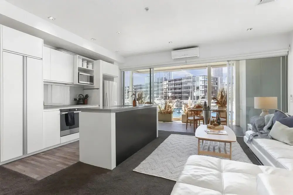 Luxury Living on Waterfront with Large Sunny Deck by Urban Butler