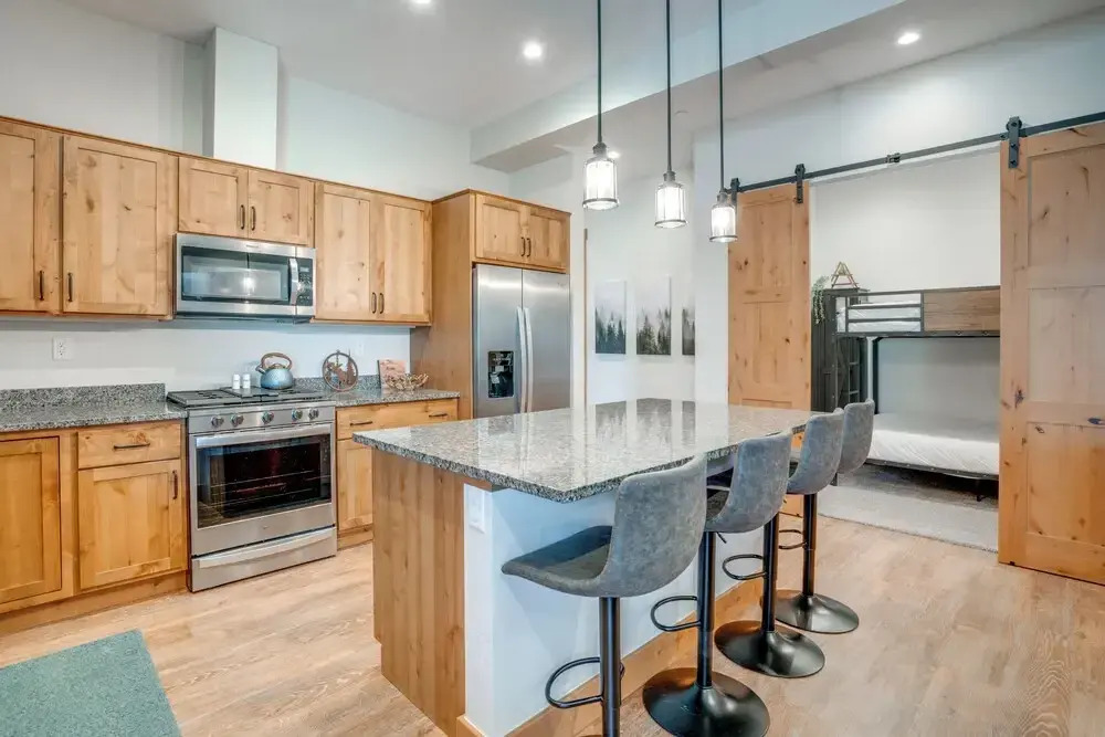 Fraser Adventure Base! Condo Near Hiking & River