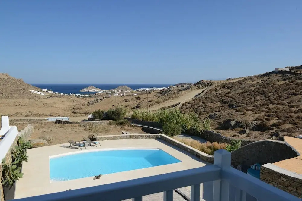 Villa Epíneio - Luxury 5-bedroom Villa