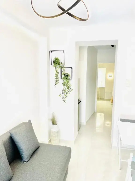 White studio (Preveza Marina)