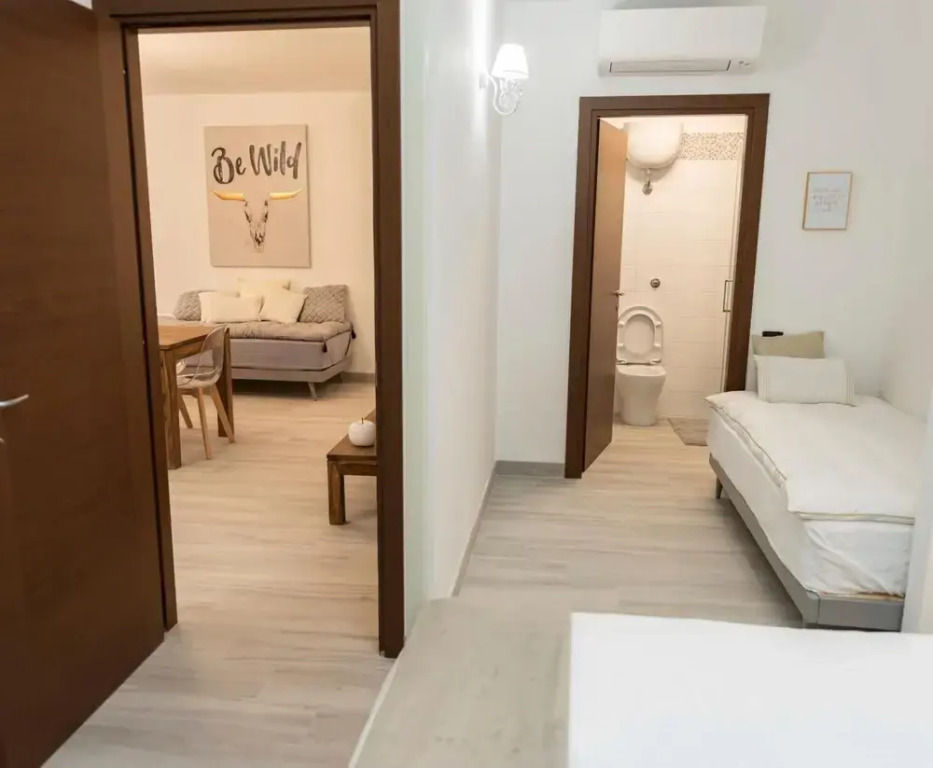 Vatican Luxury 2BD 2BA - Vatican Luxury Rizzo