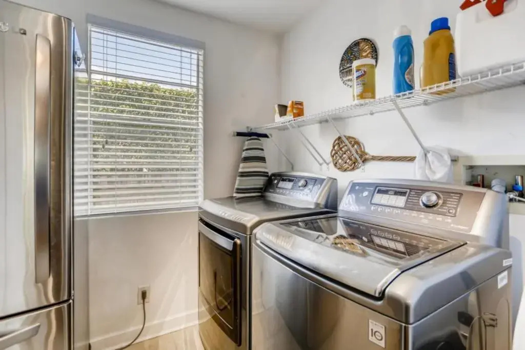 Casa del Mundo - 2bd-3ba with Private Pool