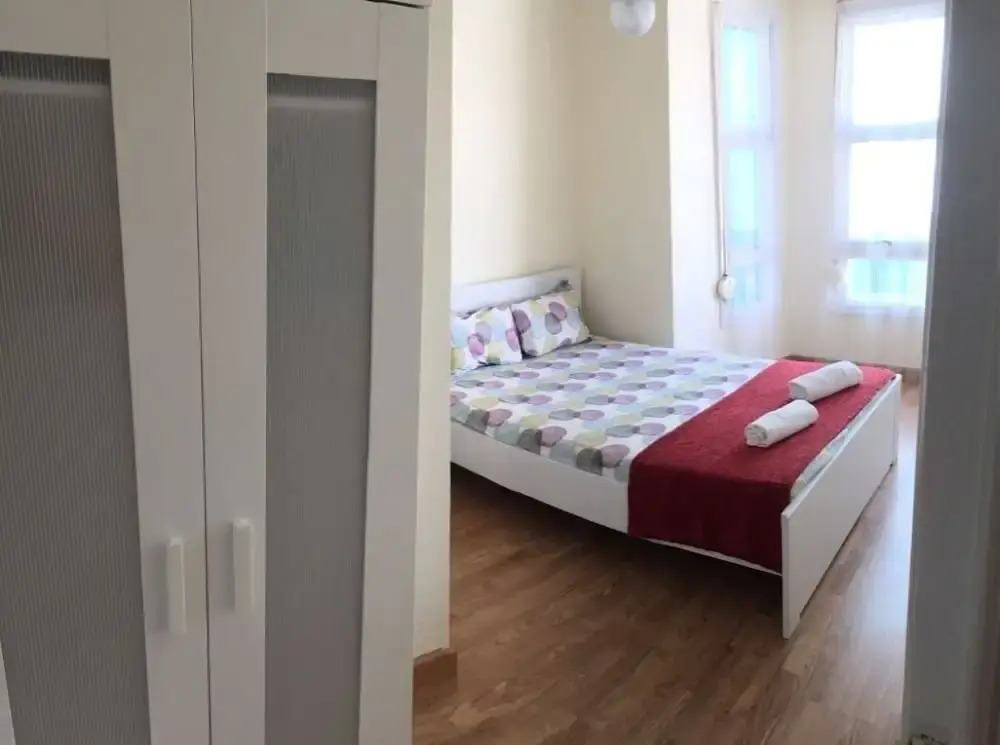 Cesar Apartment