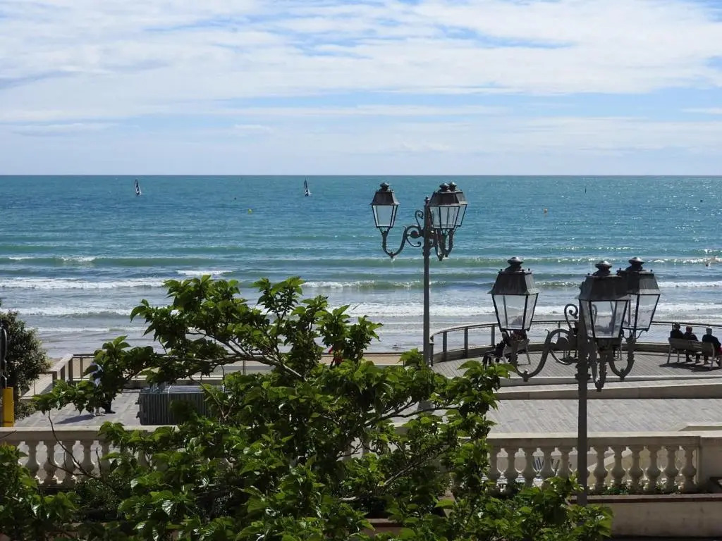 Appartement Les Sables-d'Olonne, 3 pièces, 4 personnes - FR-1-92-880