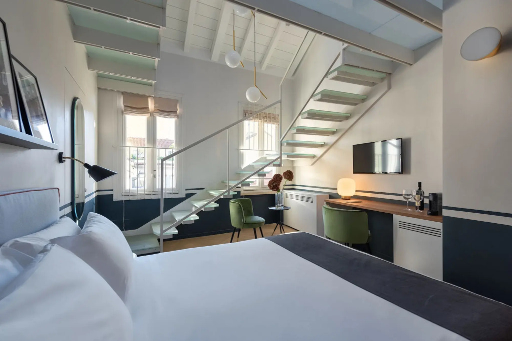 Velvet Grey Boutique Hotel