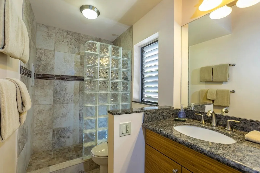 Wailea Ekolu One Bedrooms by Coldwell Banker Island Vacations