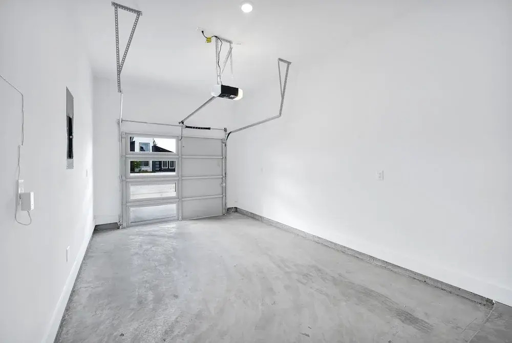 Workspace! Quiet Houston Retreat for Long Stays