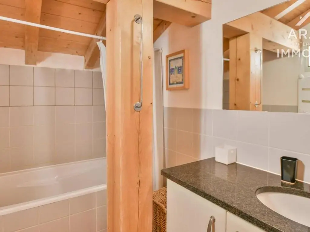 Chalet Le Grand-Bornand, 8 pièces, 11 personnes - FR-1-391-22