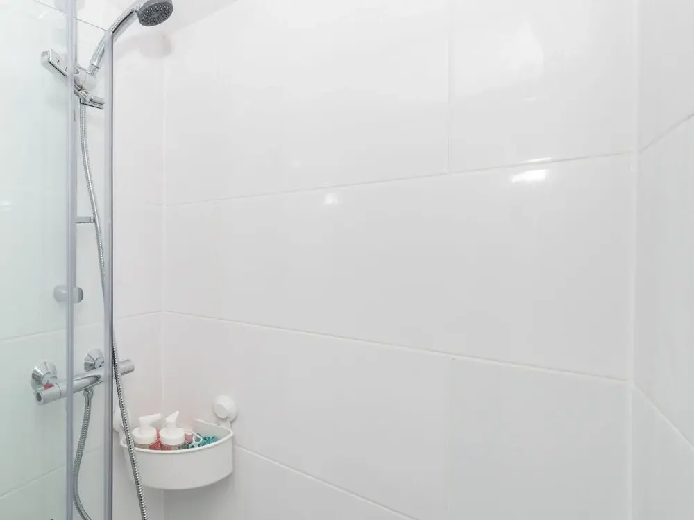 Simplistic Apartment in Croydon near Wandle Park