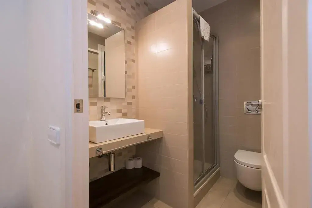 Hostal Tuset