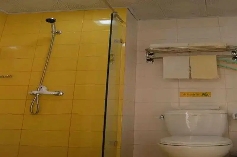 Home Inn (East Changying Road)