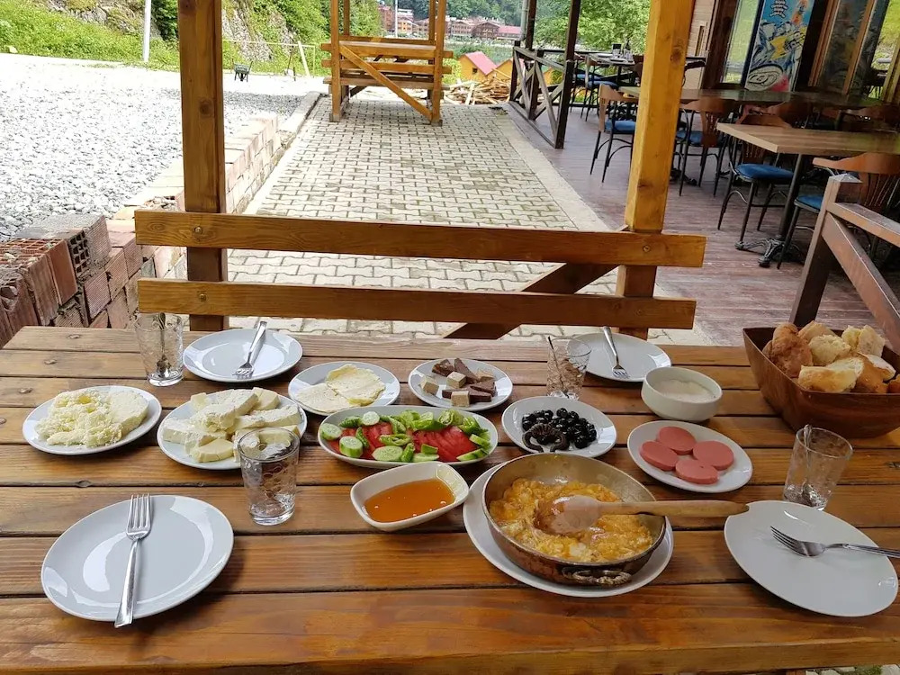 Duyuf Otel
