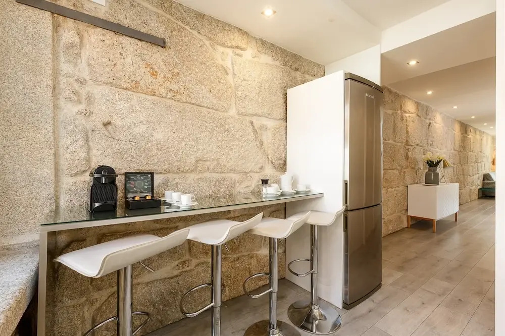 Charming riverview apartment in Porto