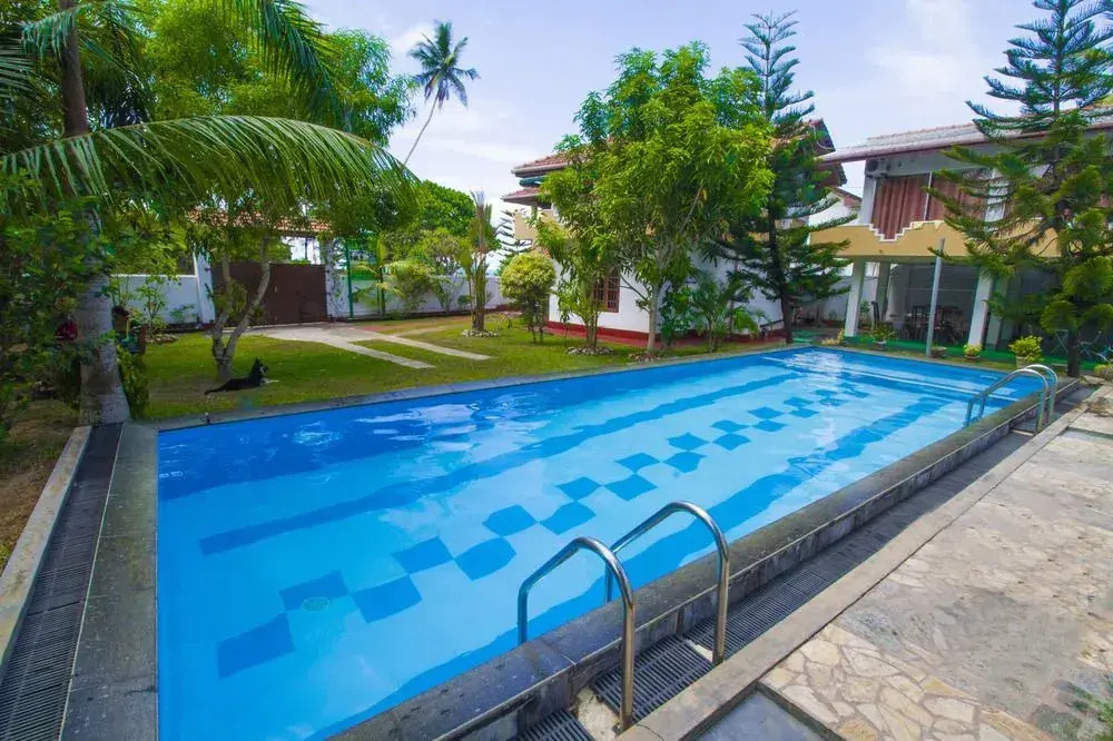 Casa Hikka Villa