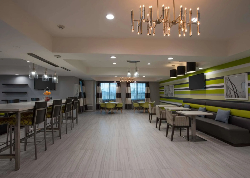 Best Western Plus Gardena-Los Angeles Inn & Suites