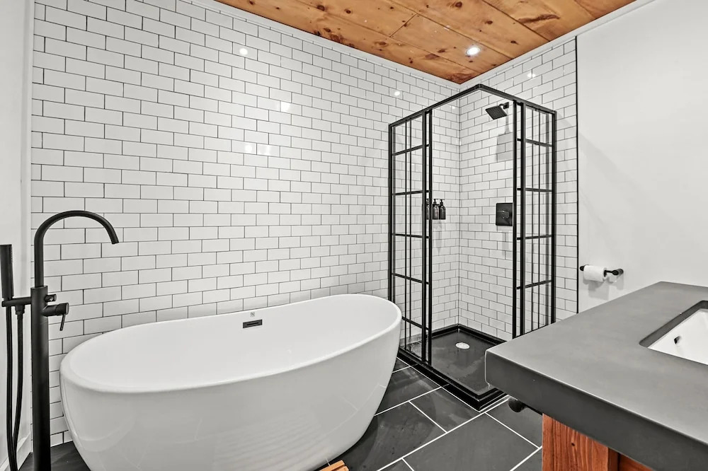 Smoky Mountains Honeymoon Cabin Dog Friendly