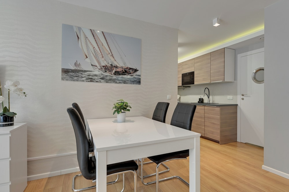 Szafarnia 1 by Grand Apartments