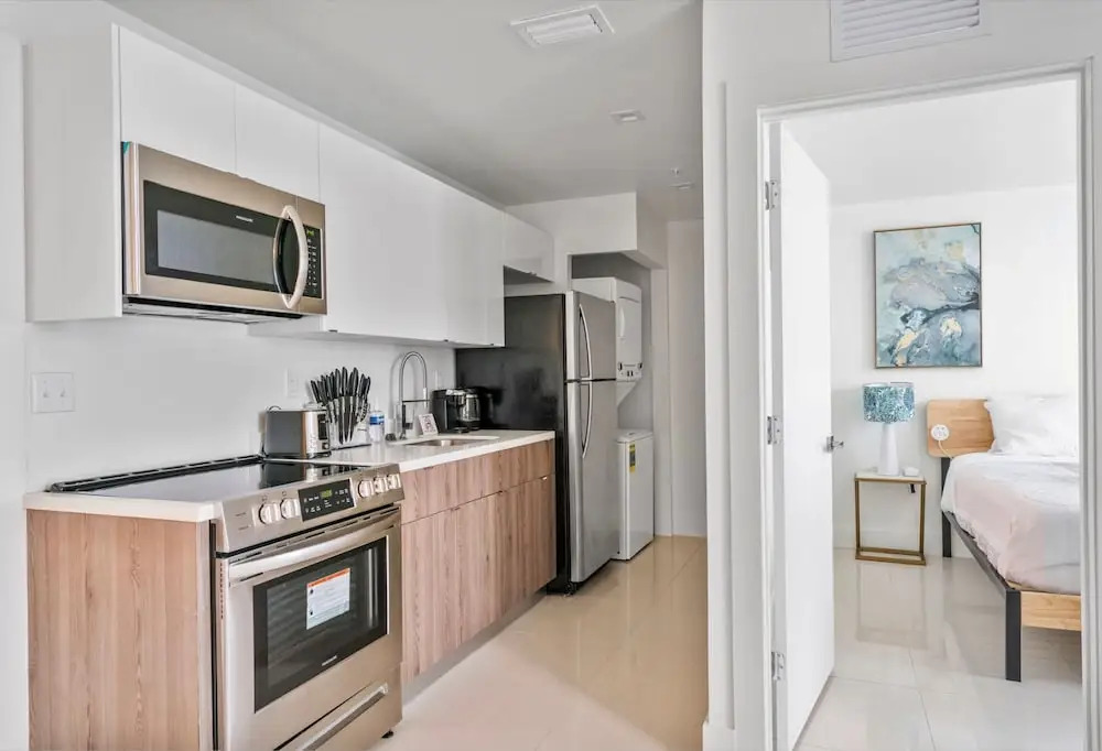 Miami Suite 303