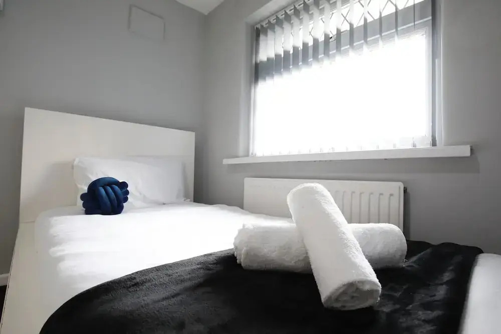 Spacious House for Relocating - Workers - Families