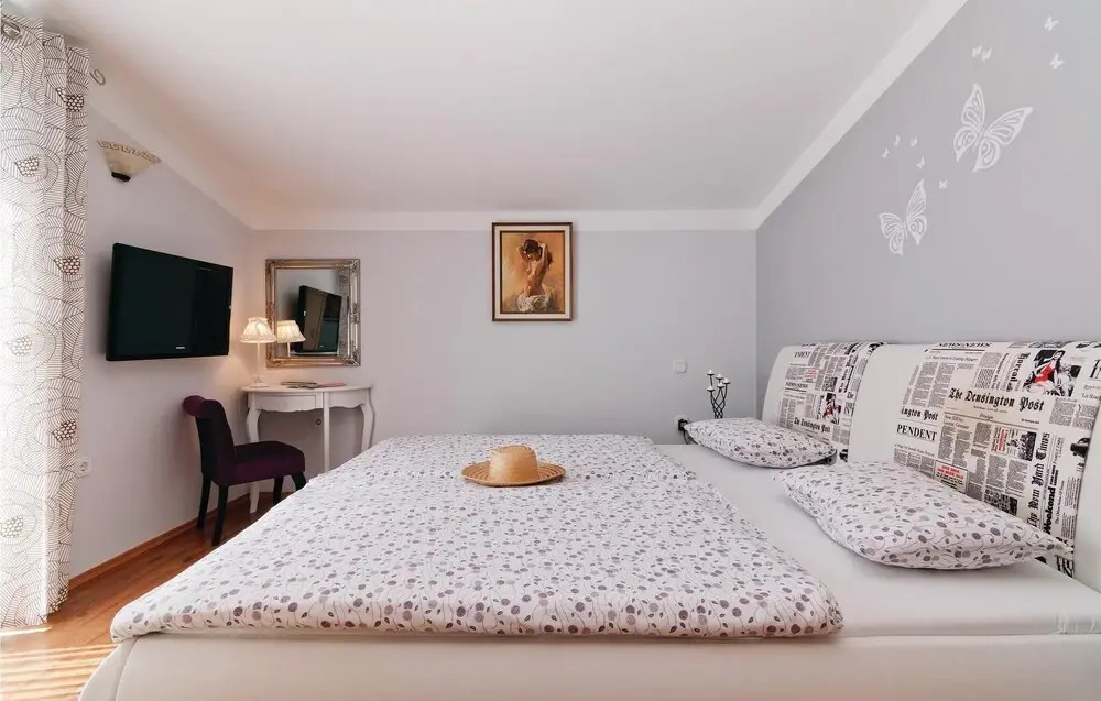 Gorgeous Home In Maslenica