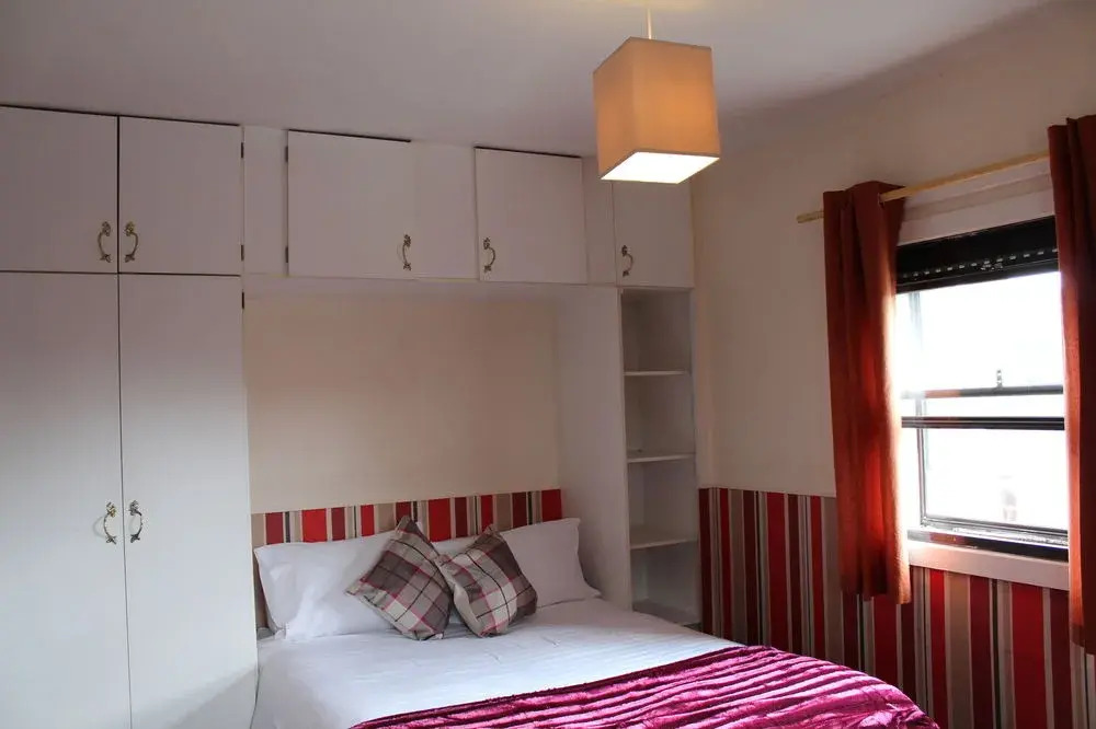 3 bedroom City Centre Apartment in Lauriston Place