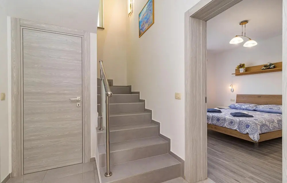 Amazing Home In Pula With Wifi