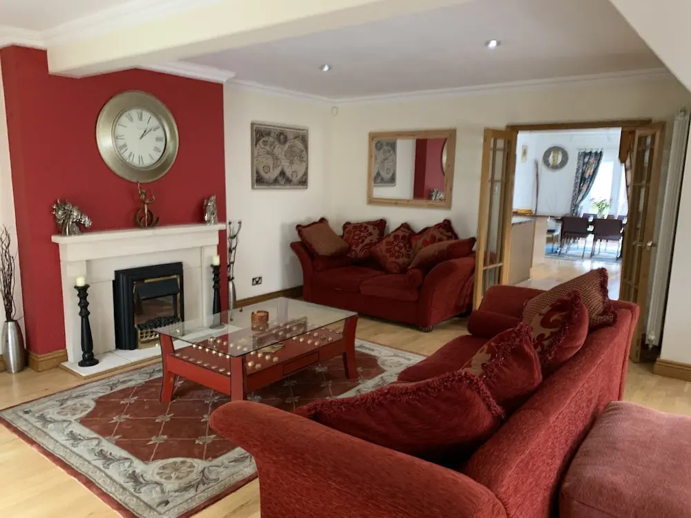 2-Bedroom Cottage with 2 Ensuites - Sleeps 6 Wifi