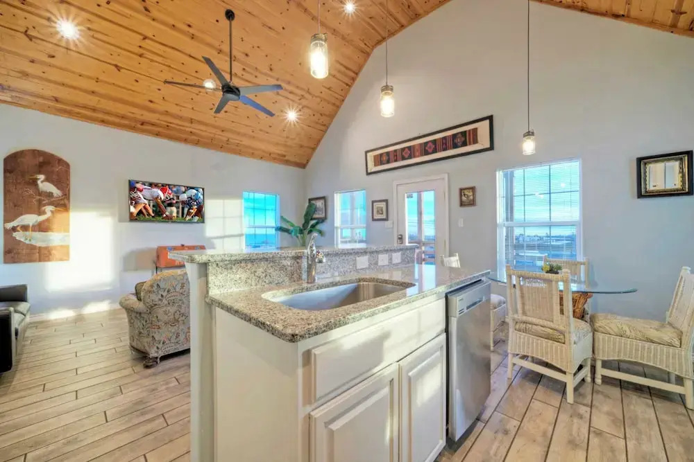 Laguna Village Retreat by AvantStay