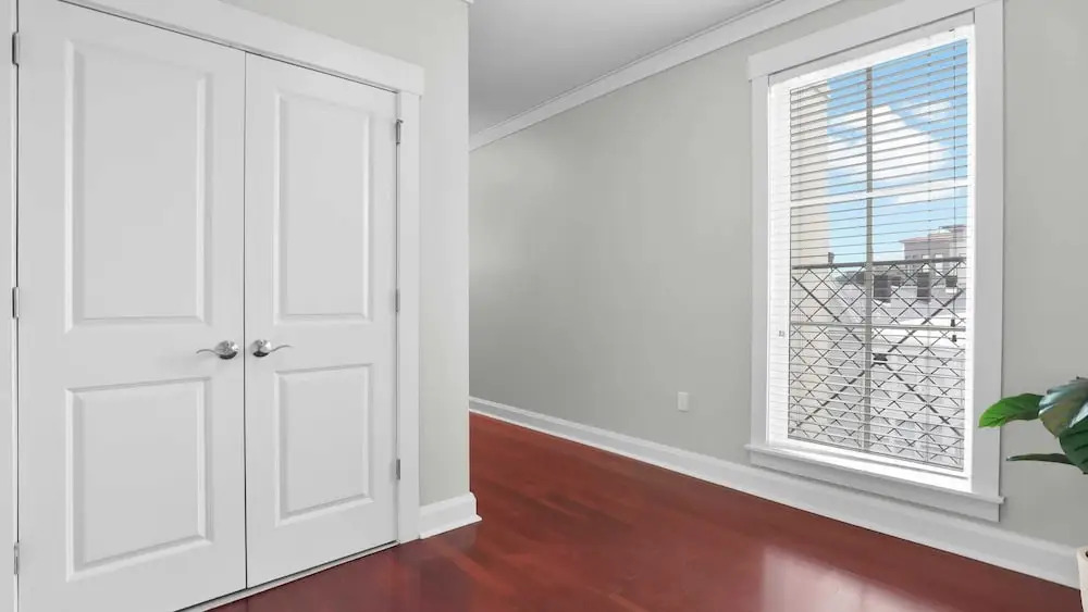 Sleeps 28 4 Suites in Walkable Historic District The Juliette by Avantstay