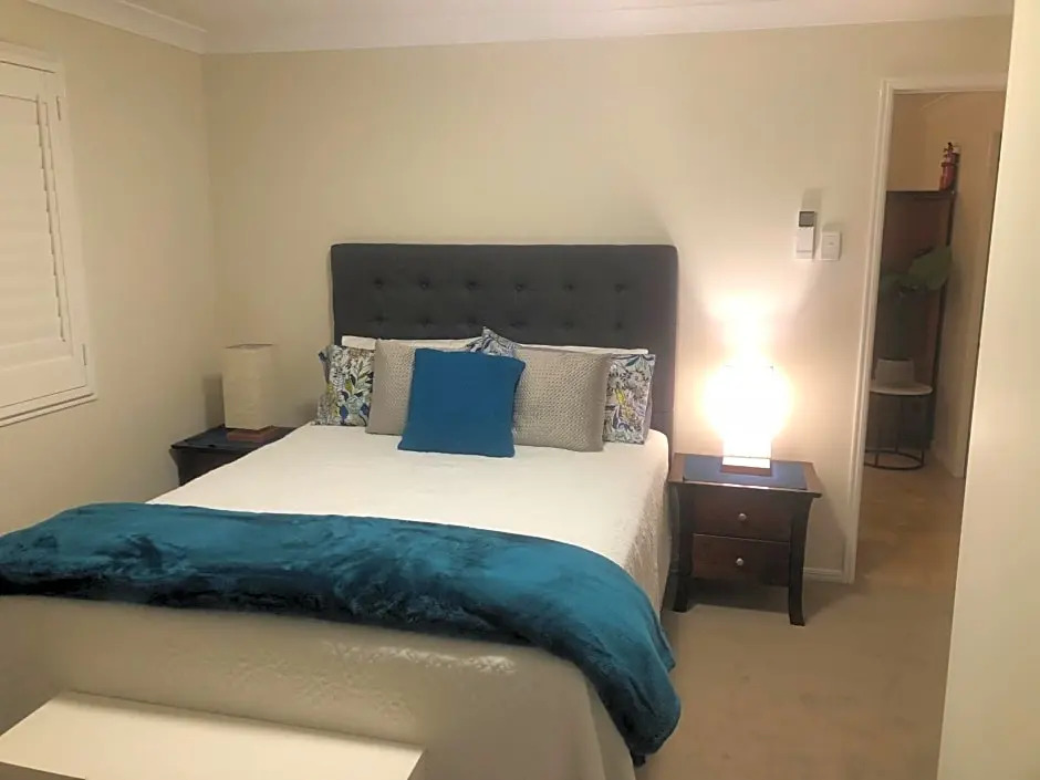 Woodford Gardens
