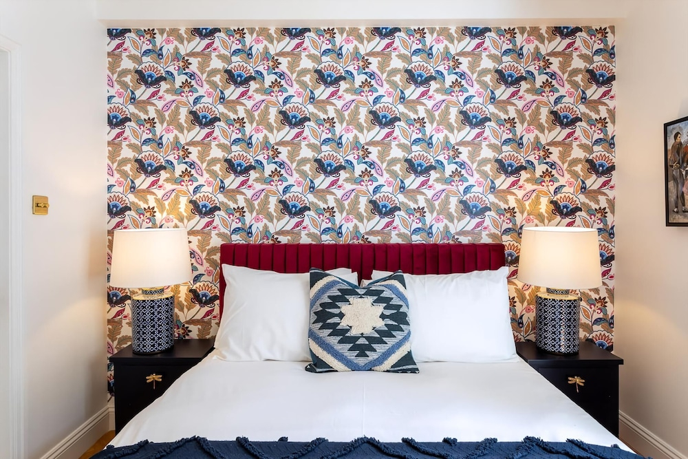 Fabulous Gloucester Road Apartment