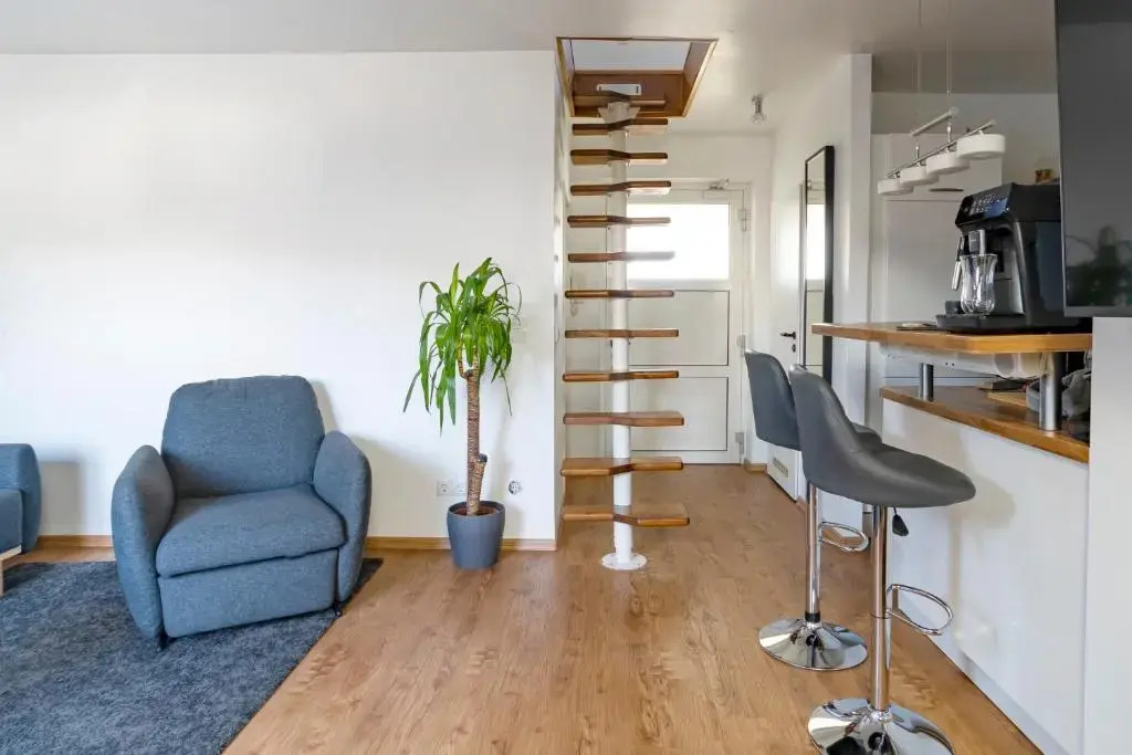 Stylish 2 Room Maisonette Hannover